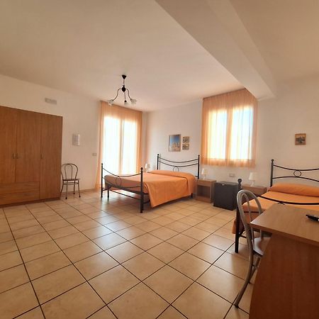 Fragolina B&B Furci Siculo Dış mekan fotoğraf