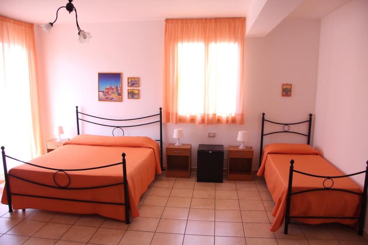 Fragolina B&B Furci Siculo Dış mekan fotoğraf