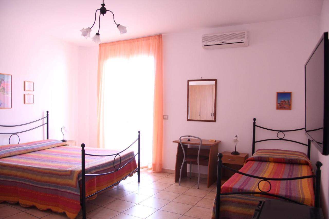 Fragolina B&B Furci Siculo Dış mekan fotoğraf