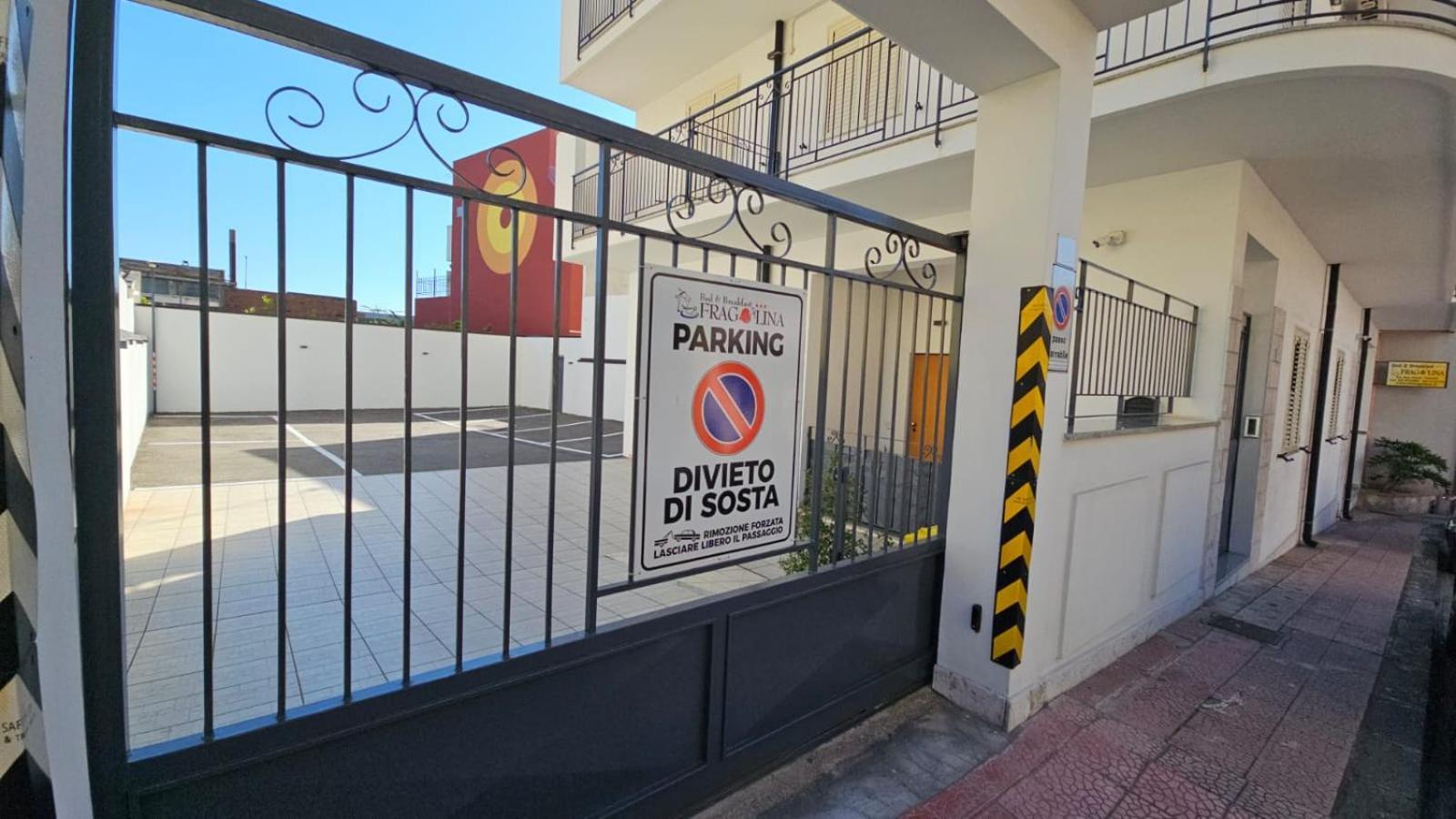 Fragolina B&B Furci Siculo Dış mekan fotoğraf