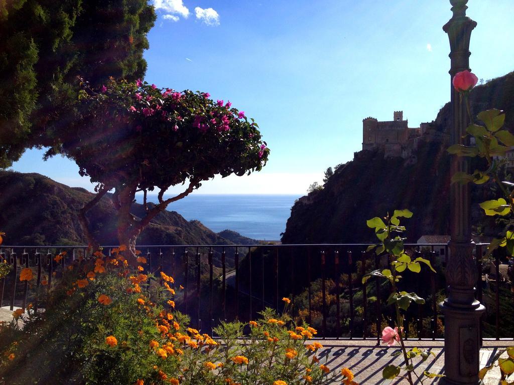 Fragolina B&B Furci Siculo Dış mekan fotoğraf
