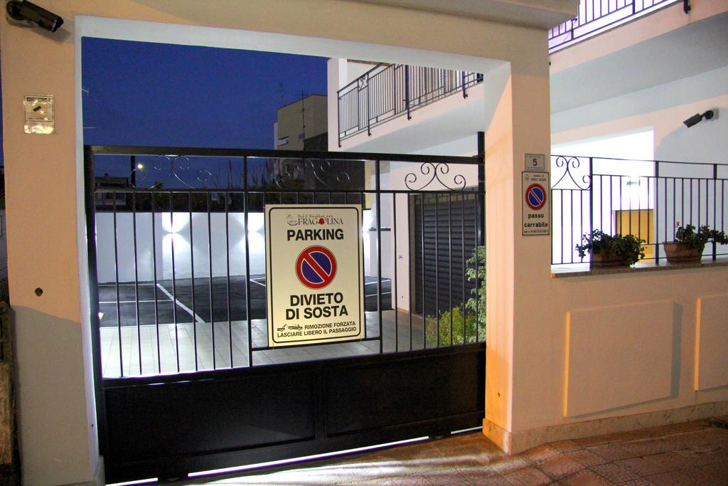 Fragolina B&B Furci Siculo Dış mekan fotoğraf
